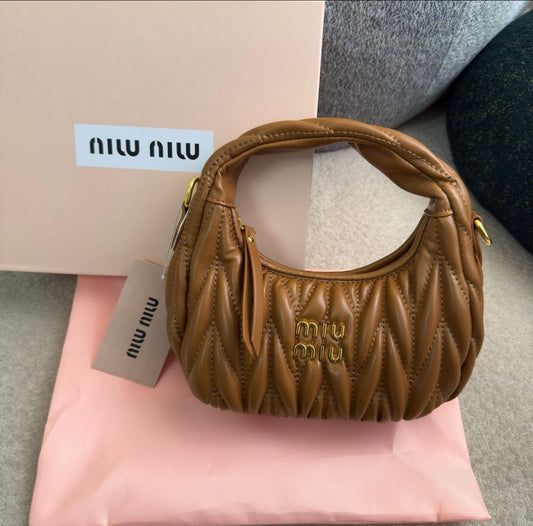 miu miu purse