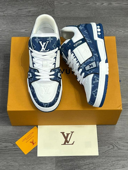 أحذية LV الرياضية